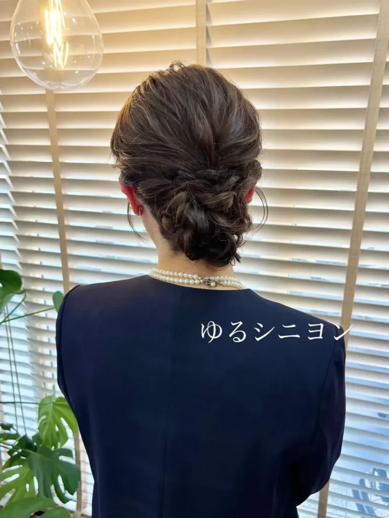 17 Fancy Hairstyles That'll Make You Look Like You Actually Tried (Without Trying Too Hard) 9 Romantic Loose Chignon