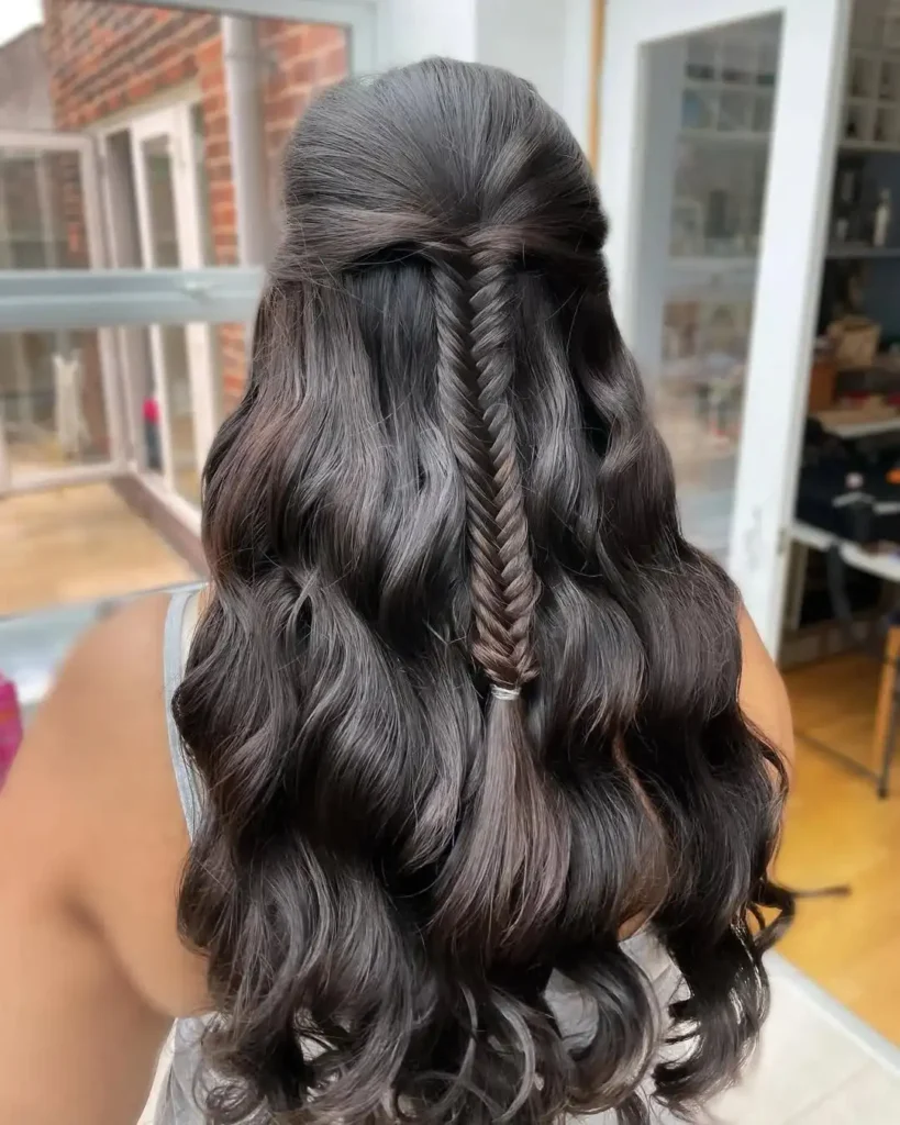 17 Fancy Hairstyles That'll Make You Look Like You Actually Tried (Without Trying Too Hard) 11 The Fishtail Braid