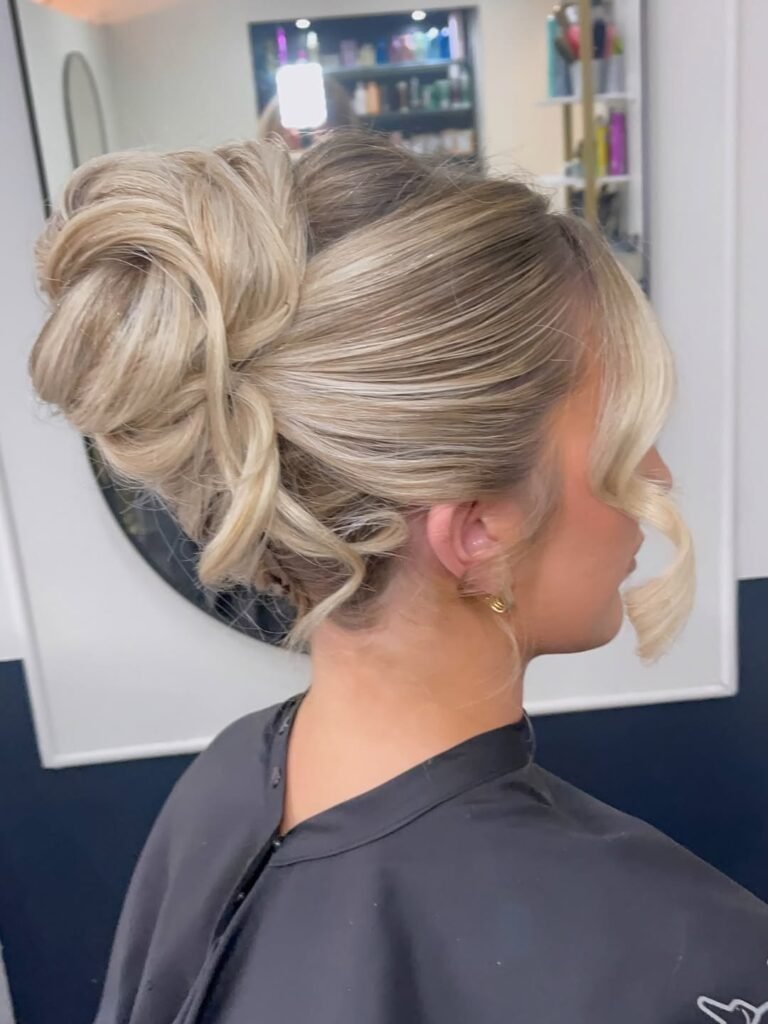 16 Retro Hairstyle Ideas That Are Giving Main-Character Energy in 2026 15 The French Twist
