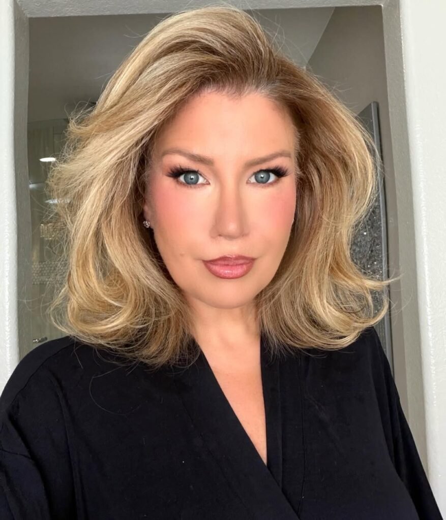 18 Short Hair Blowout Ideas That Make You Look Instantly Expensive 13 Voluminous Root Lift Blowout