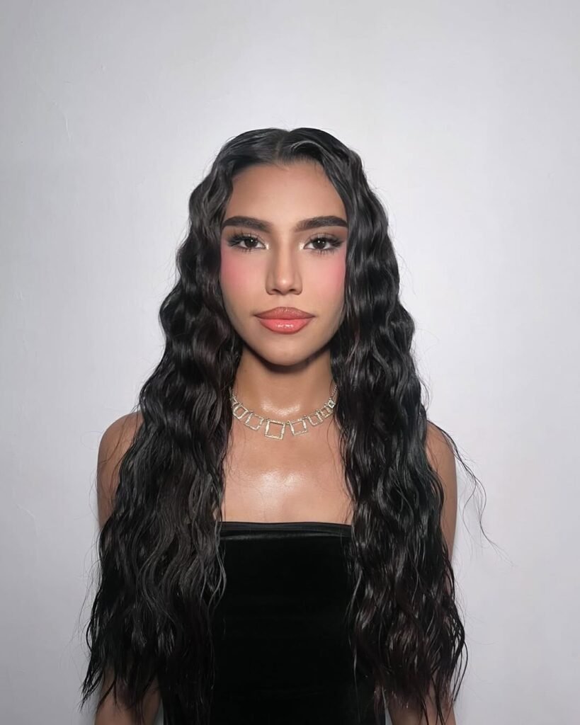 17 Unique Hairstyle Ideas That Are About to Be Everywhere in 2026 9 Wet Look Waves 1