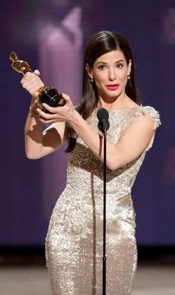 Last-Minute Halloween Costumes That Look Like You Planned Them Days Ago 18 Award Show Celebrity