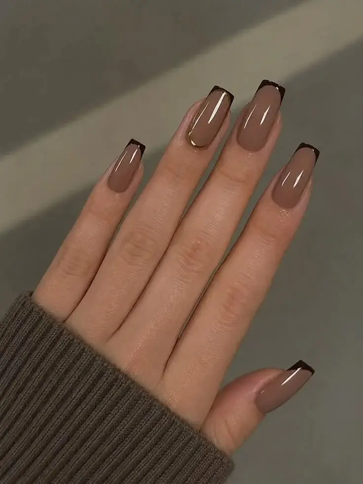 17 Brown Fall Nails That'll Make You Ditch Your Basic Nude Polish Forever 5 Brown French Tip