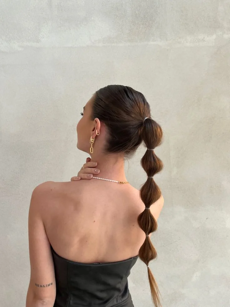 18 Church Hairstyles Ideas That Look Classy, Cute, and Effortlessly Put Together 12 Bubble Ponytails