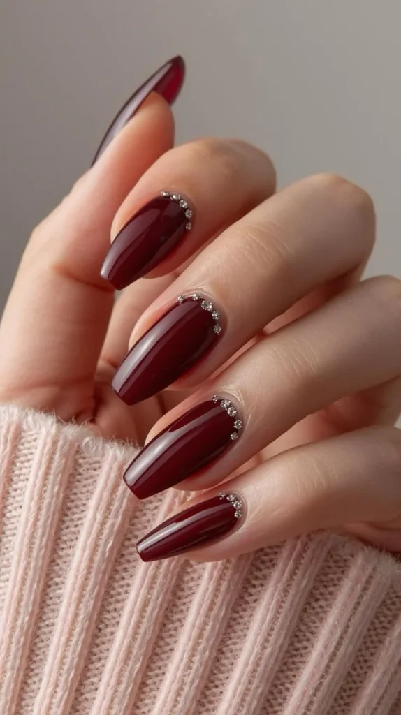 16 Fall Coffin Nails That Make Autumn Manicures Feel Extra Stylish 3 Burgundy Coffin Nails