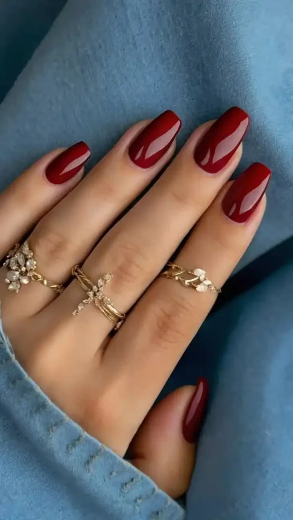 Red Fall Nails Are Having a Moment: 15 Red Fall Nails That Feel Perfect for the Season 2 Classic Apple Red Short Nails