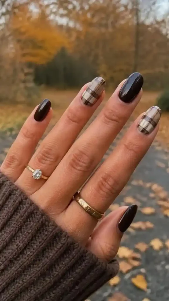 17 Brown Fall Nails That'll Make You Ditch Your Basic Nude Polish Forever 2 Classic Chocolate Brown