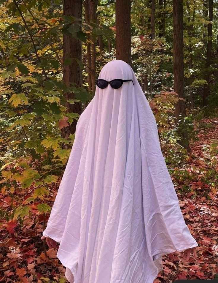 No-Stress Halloween Style: 18 Easy Halloween Costumes You Can Pull Together Fast 1 Classic Sheet Ghost