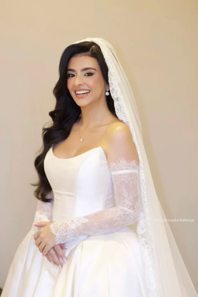 The Bridal Lookbook: 18 Wedding Hairstyles with Veil That Feel Truly Special 5 Half Up Curls with a Veil