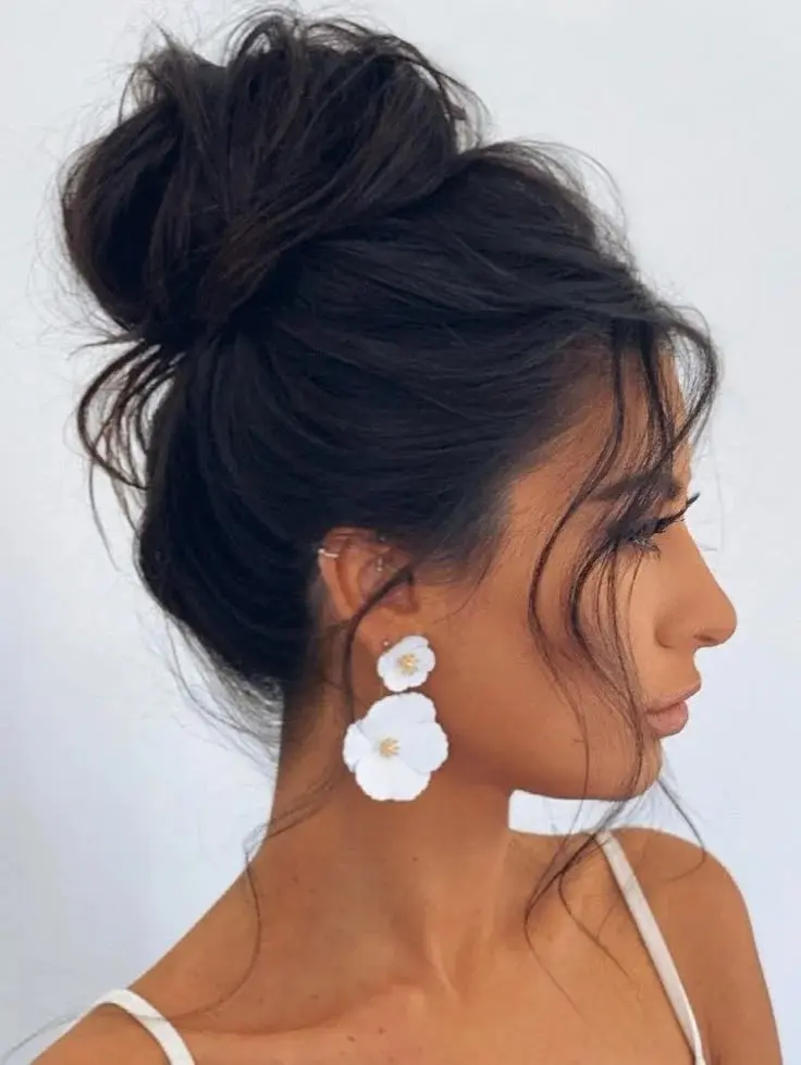 Your Next Night-Out Look Starts With These 16 Going Out Hairstyles Ideas 12 High Messy Bun