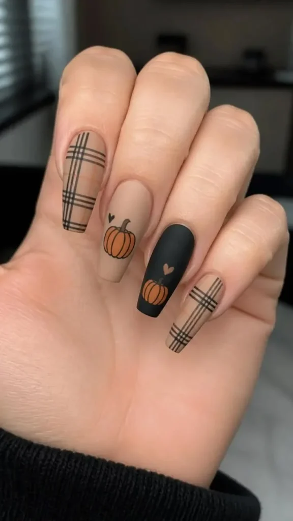13 Fall Aesthetic Nails That Make Every Autumn Outfit Feel More Put Together 8 Matte Pumpkin Spice Nails