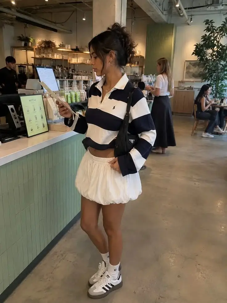Cozy Shoes, Better Outfits: 15 Uggs Fall Outfits You’ll Live In 7 Mini Uggs With a Bubble Hem Skirt
