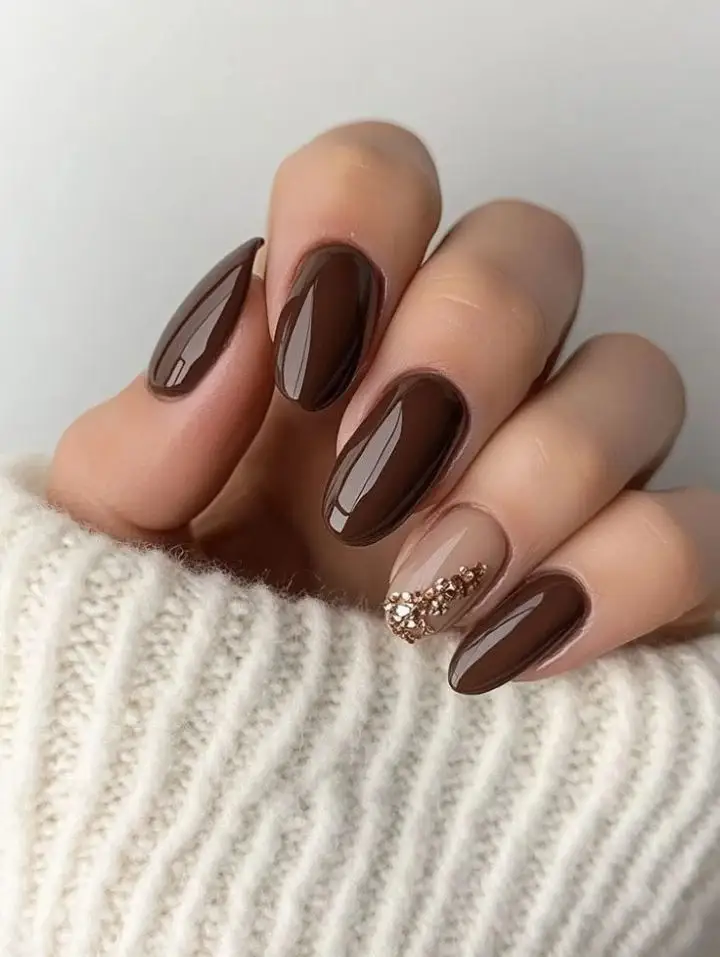 17 Brown Fall Nails That'll Make You Ditch Your Basic Nude Polish Forever 13 Mocha Mousse Nails