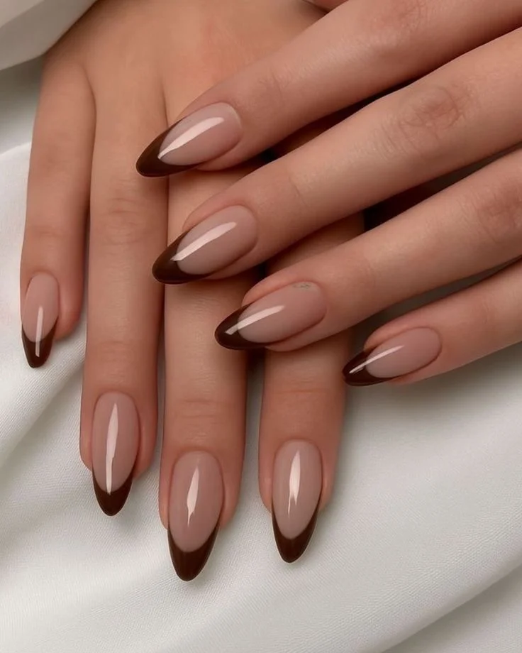 16 Fall Coffin Nails That Make Autumn Manicures Feel Extra Stylish 4 Nude Nails With Brown Tips