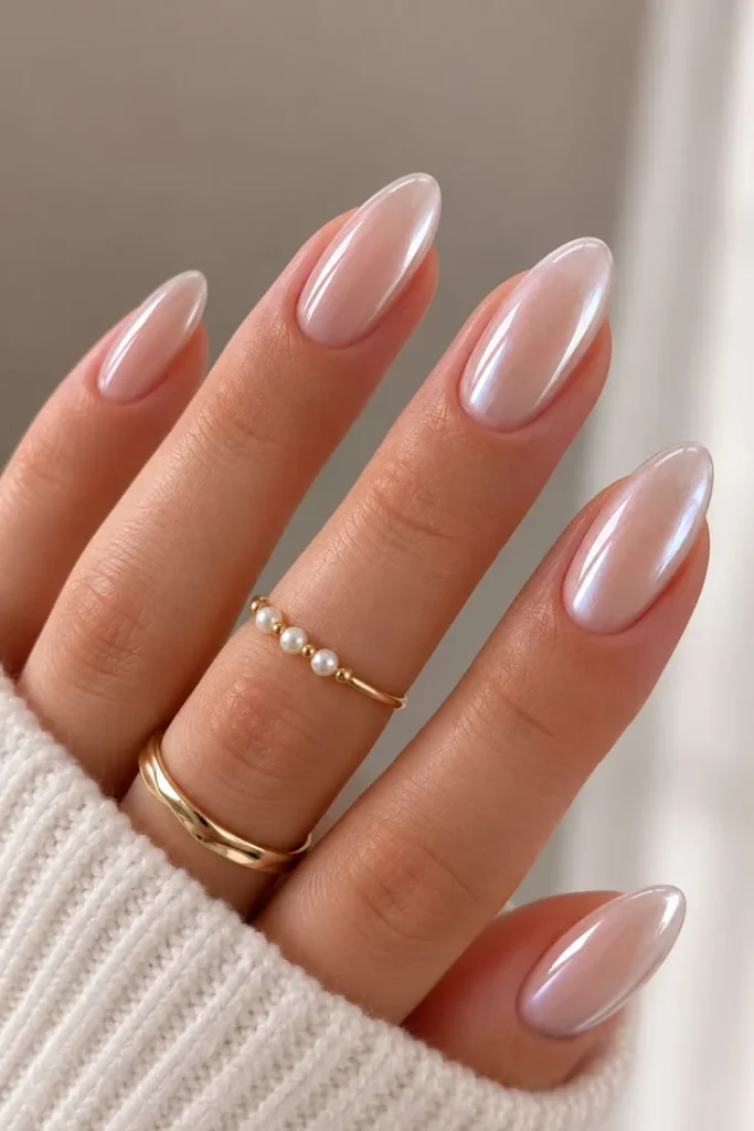 Your Fall Mani Just Got Shinier: 15 Fall Chrome Nails That Feel So Chic 14 Nude Pearl Chrome Nails