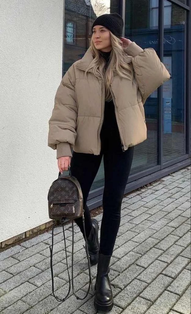 16 Fall Winter Outfits That Make Cold-Weather Dressing Feel Effortless 3 Puffer Jacket With Leggings