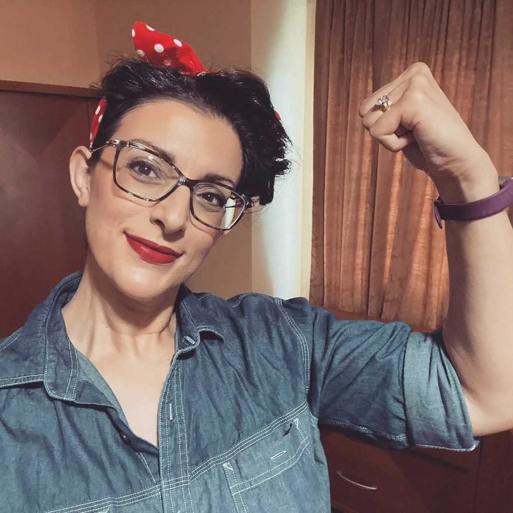 No-Stress Halloween Style: 18 Easy Halloween Costumes You Can Pull Together Fast 2 Rosie the Riveter