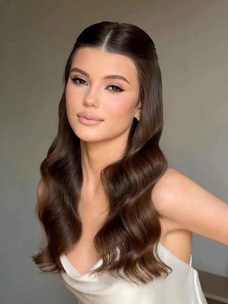 Your Next Night-Out Look Starts With These 16 Going Out Hairstyles Ideas 2 Soft Hollywood Waves