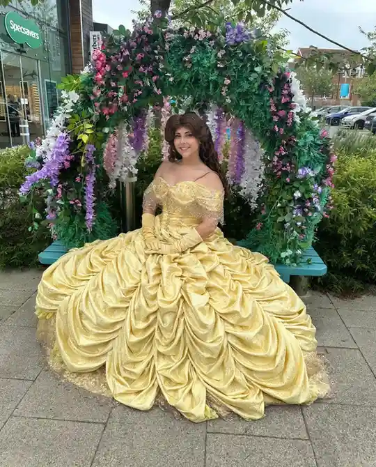 15 Halloween Costumes Teenage Girl Looks That Feel Cute, Trendy, and Totally Party-Ready 15 Storybook Princess