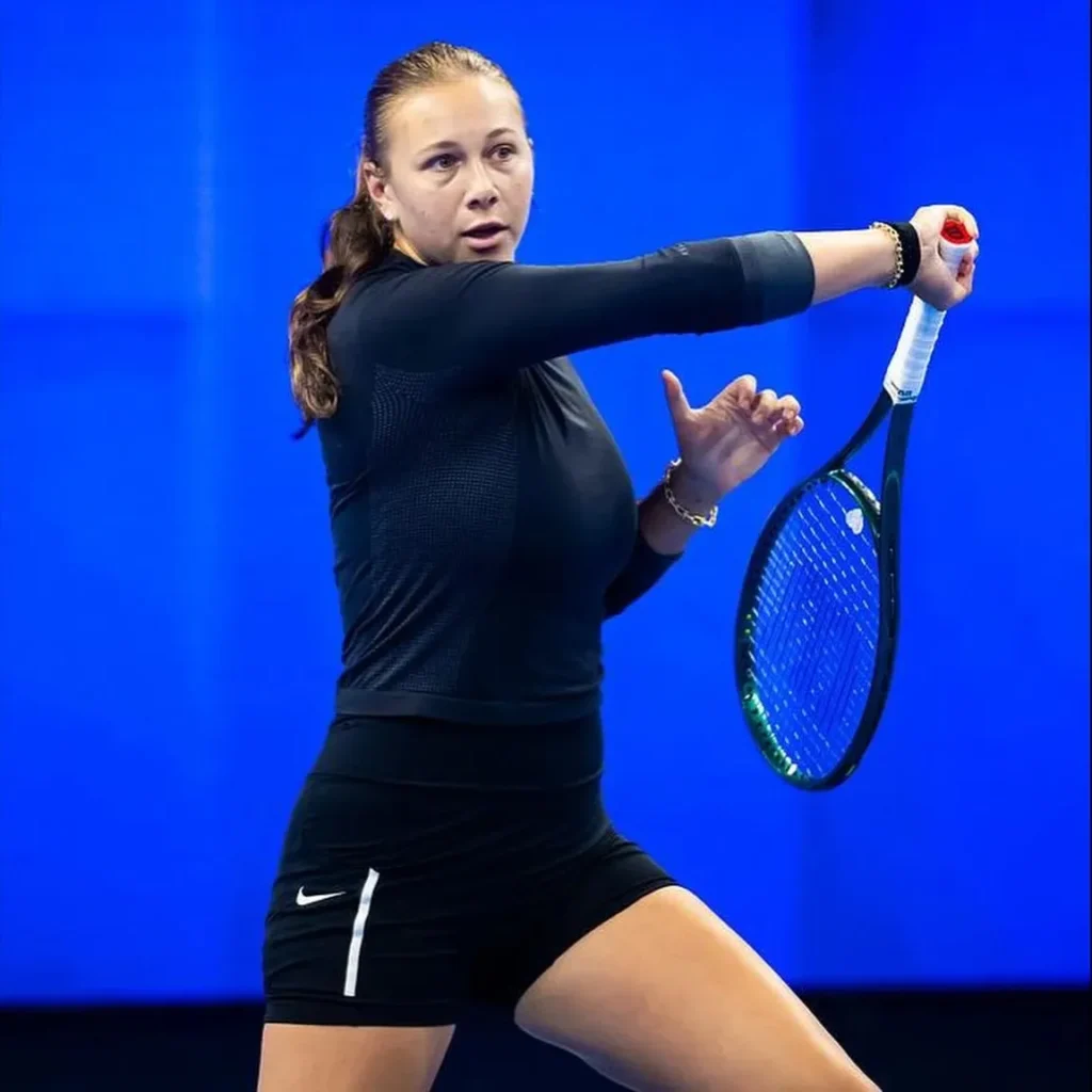 15 Halloween Costumes Teenage Girl Looks That Feel Cute, Trendy, and Totally Party-Ready 6 Tennis Star