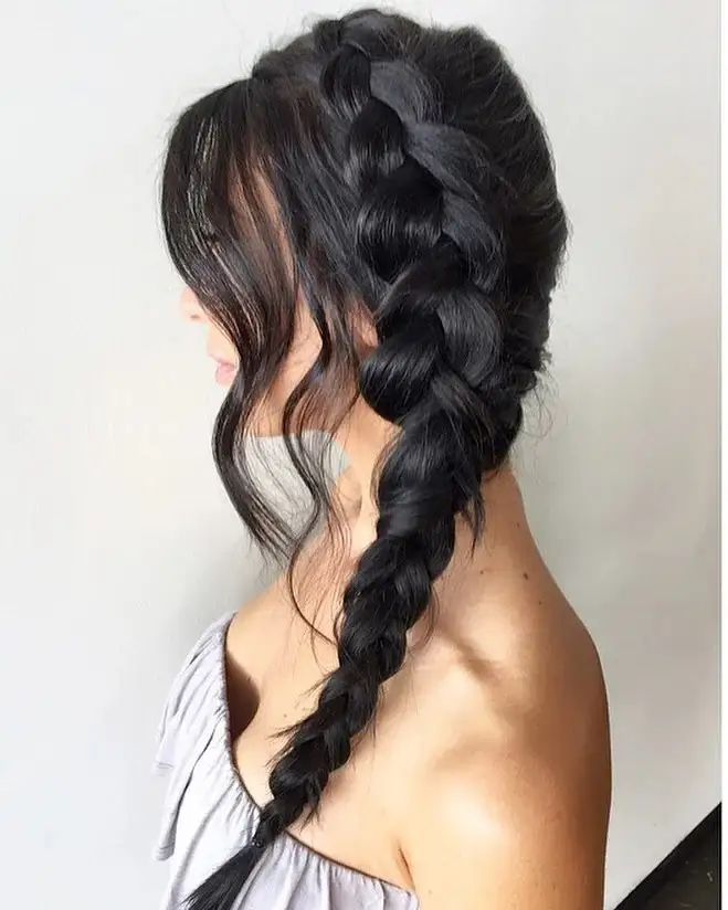 15 Teen Hairstyles Ideas That Make Everyday Hair Feel More Fun 11 The Side Braid