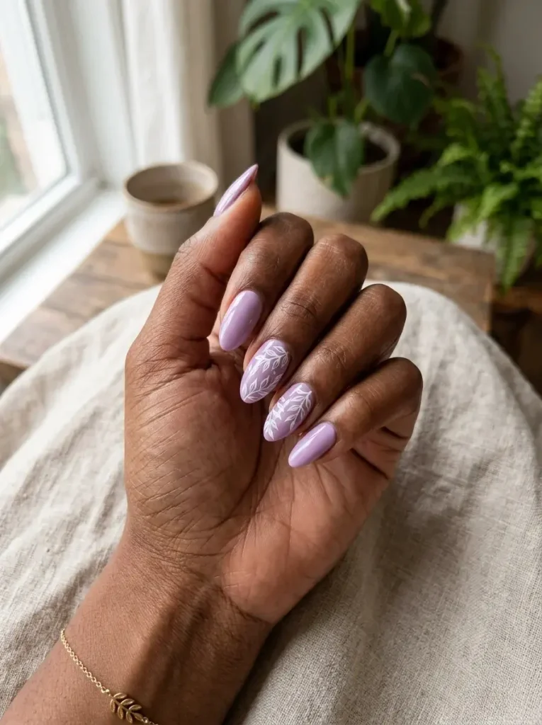 Lilac Leaf Accent