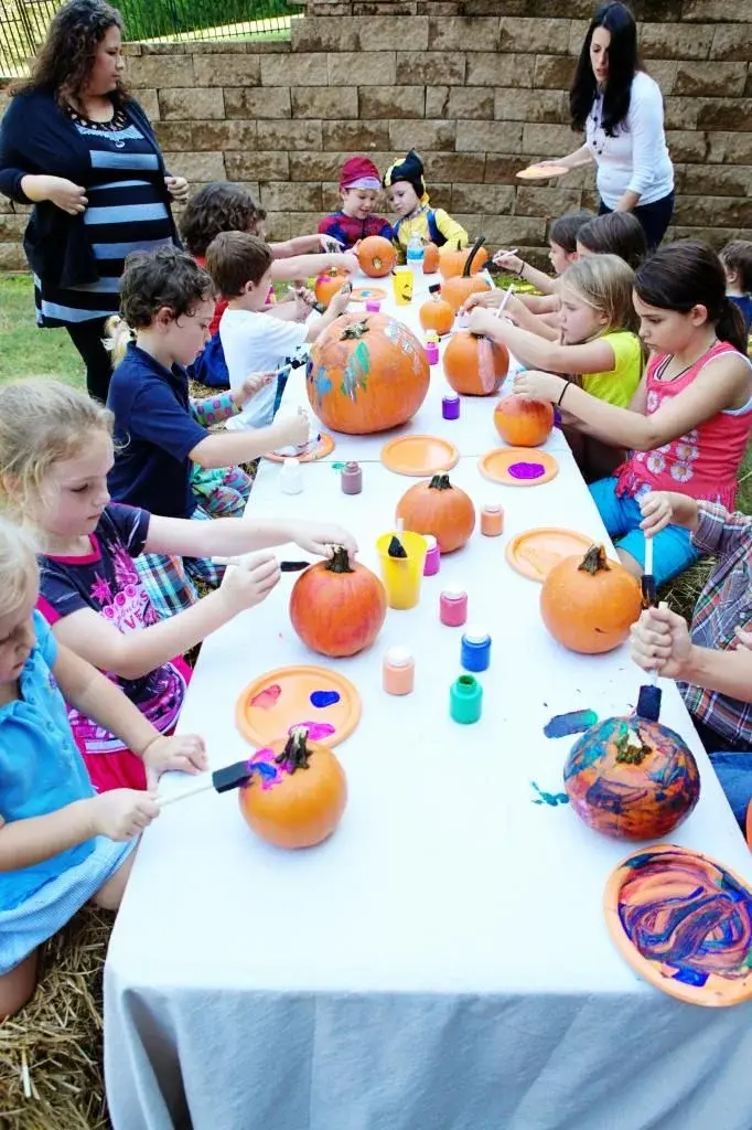 Make the Night Unforgettable With These 15 Halloween Party Ideas 2 Pumpkin Painting Party