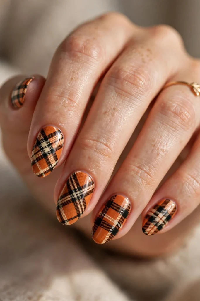 17 Orange Halloween Nails That'll Make Your Costume Look Twice as Good 14 image 523