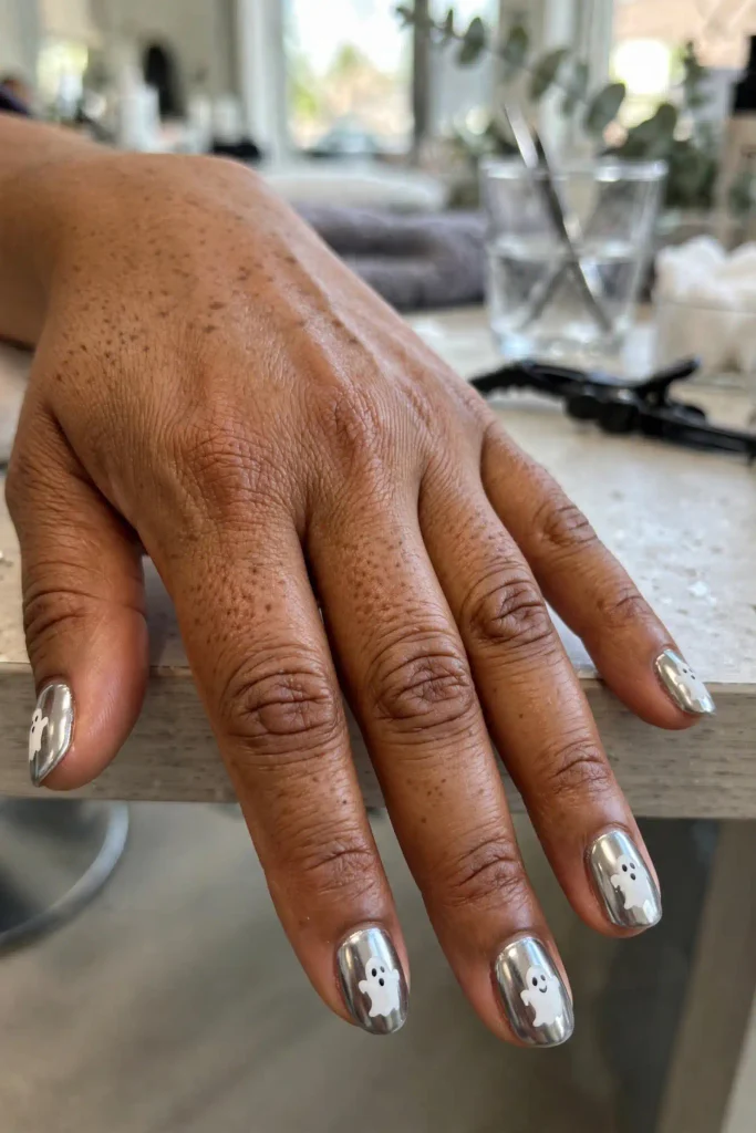 16 Ghost Halloween Nails, Meet the Ghosts Living on Your Fingertips 16 image 101