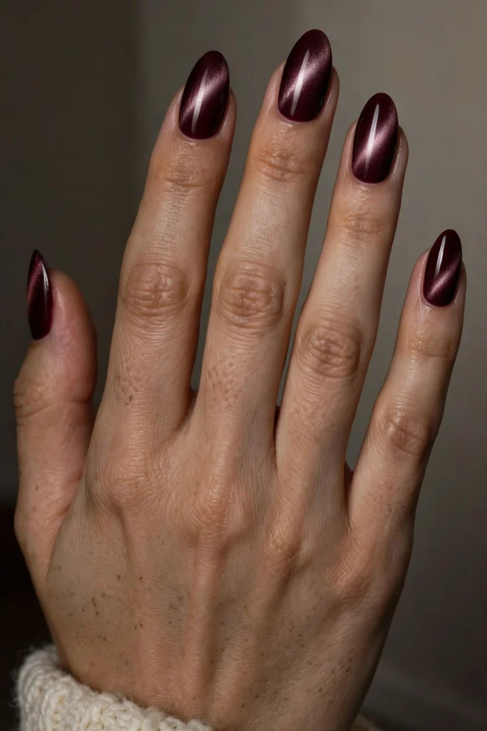 18 Vampire Halloween Nails That Are Dark, Glam, and Dangerous 5 image 1043