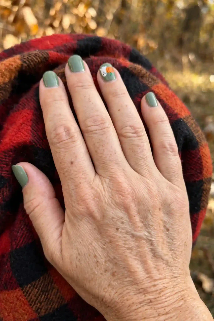 16 Ghost Halloween Nails, Meet the Ghosts Living on Your Fingertips 7 image 92