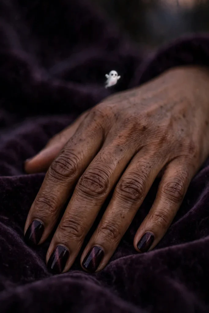 16 Ghost Halloween Nails, Meet the Ghosts Living on Your Fingertips 10 image 95