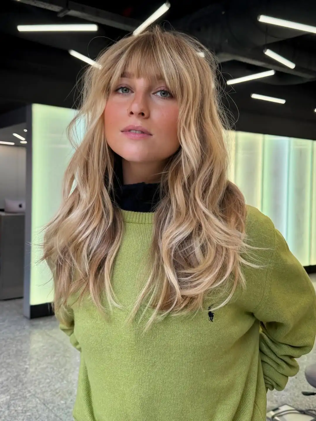 12 Wolf Cut Hair Ideas 2026: The Ultimate Guide to the Hottest Haircut Trend 2 The Classic Shaggy Wolf Cut