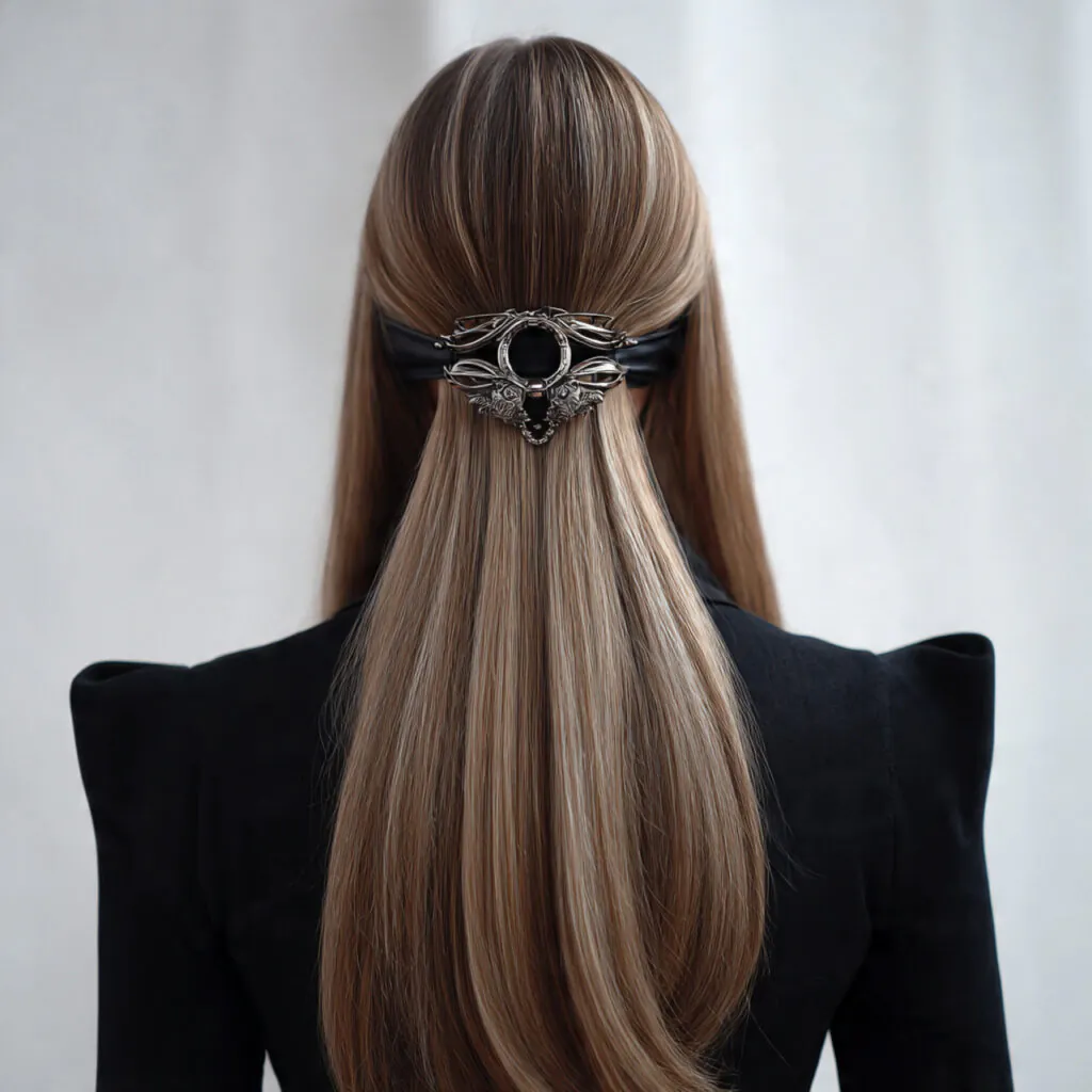 14 Open Hairstyle Ideas That Are Cute, Easy, and Giving Main-Character Energy 14 open hair with a center clip at the back