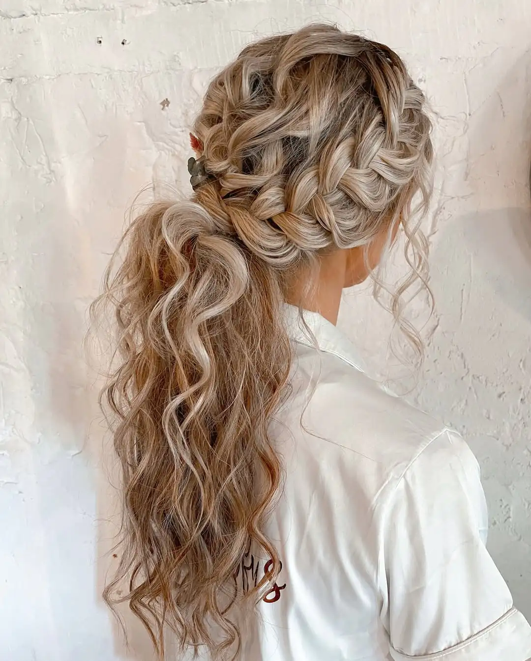 16 Easy Hairstyles for Thick Hair That Will Instantly Upgrade Your Look (Zero Stress, All Style) 17 Braided Ponytail Combo