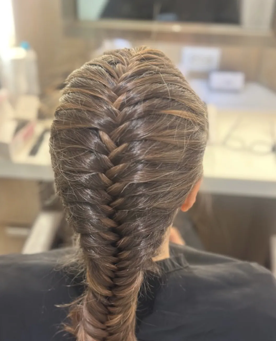 16 Easy Hairstyles for Thick Hair That Will Instantly Upgrade Your Look (Zero Stress, All Style) 14 Fishtail Braid
