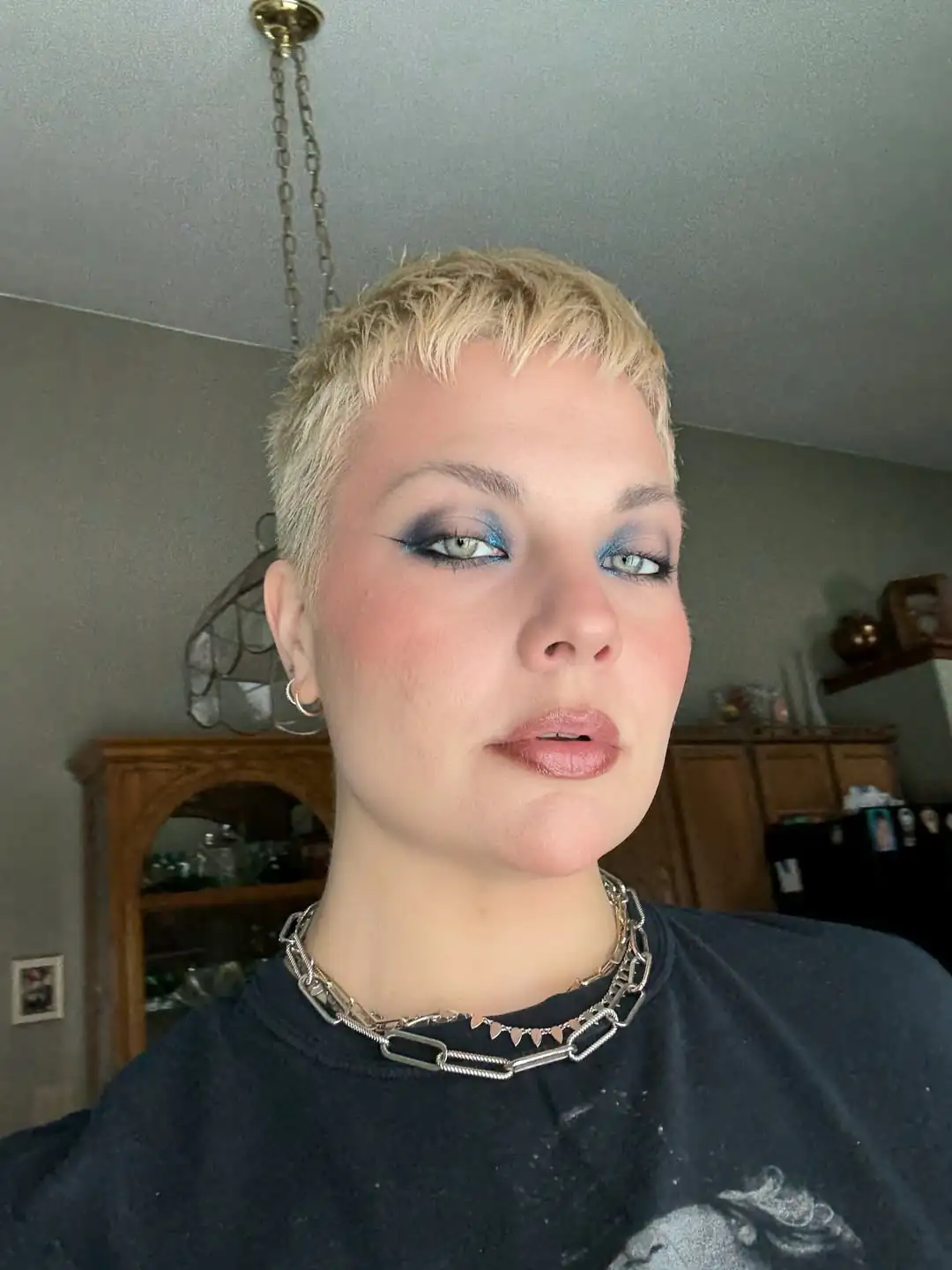 14 Pixie Hairstyle Ideas That Are So Chic, You’ll Want to Chop Your Hair Tonight 7 Platinum Blonde Pixie