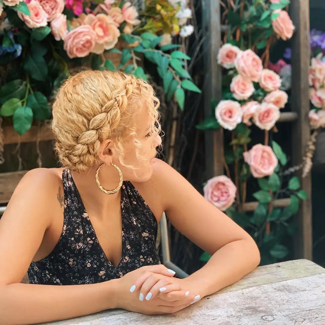14 Wedding Hairstyles for Long Hair That’ll Have You Feeling Like That Girl 13 The Braided Halo